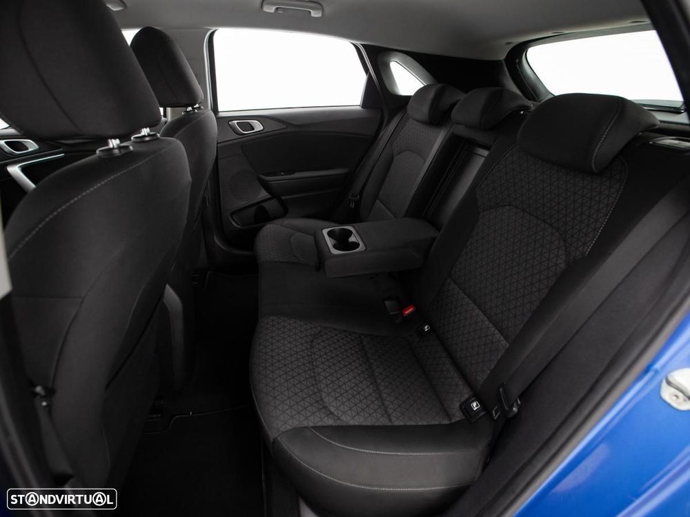 Kia Ceed 1.0 T-GDI Urban - 10