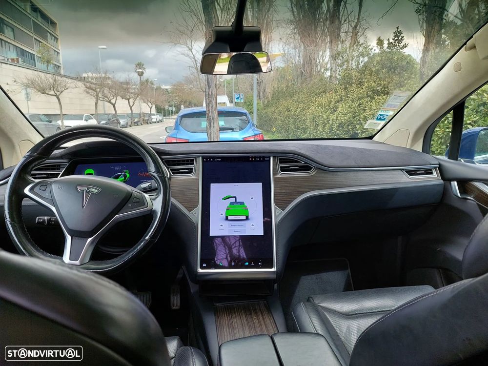 Tesla Model X 90D AWD - 2