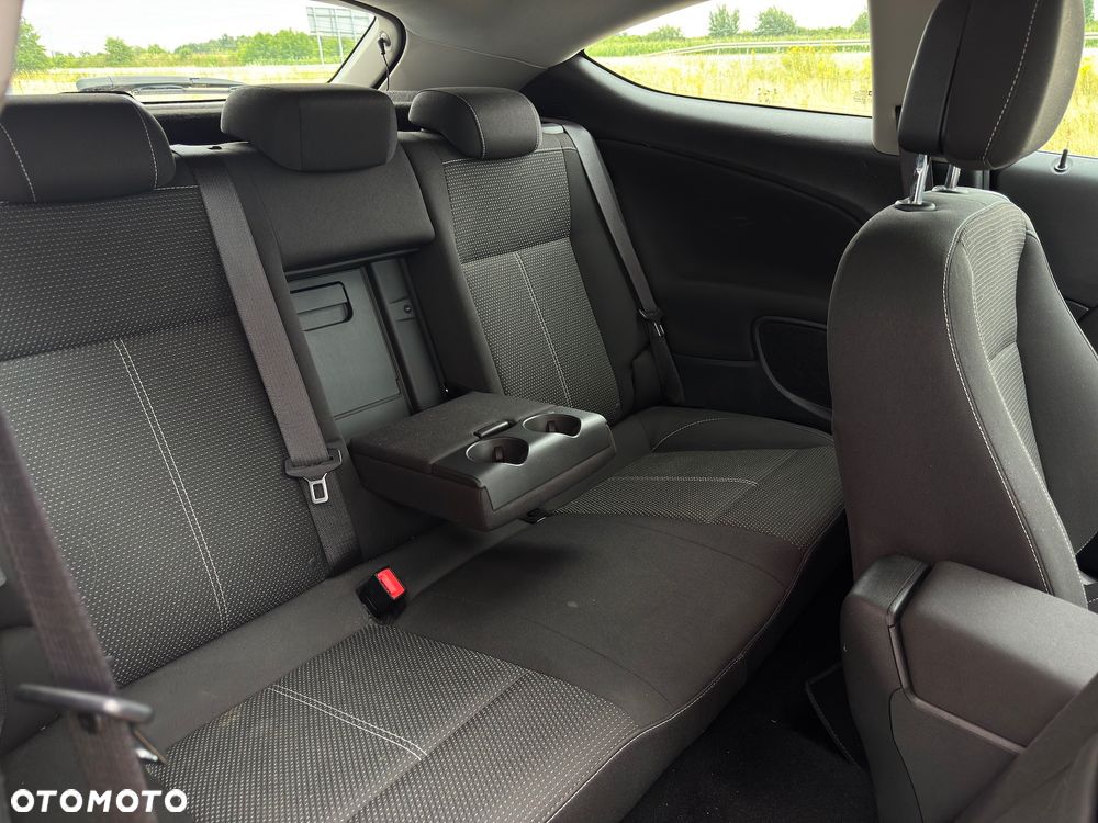 Opel Astra 1.6 Turbo Sport - 12
