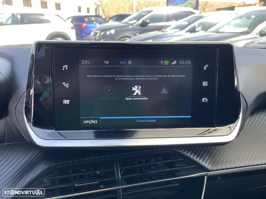 Peugeot 2008 1.2 PureTech Active EAT8 - 28