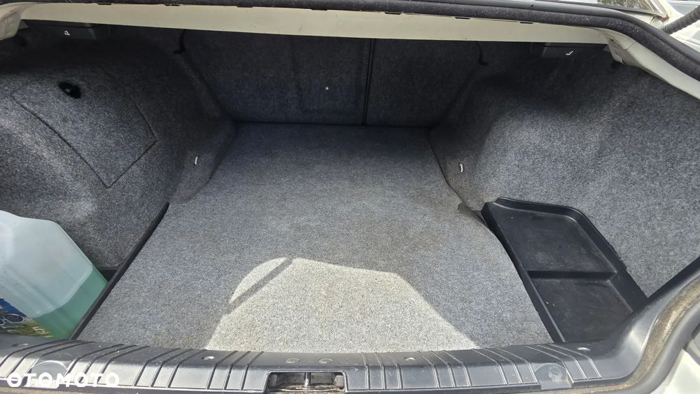 BMW Seria 3 - 13