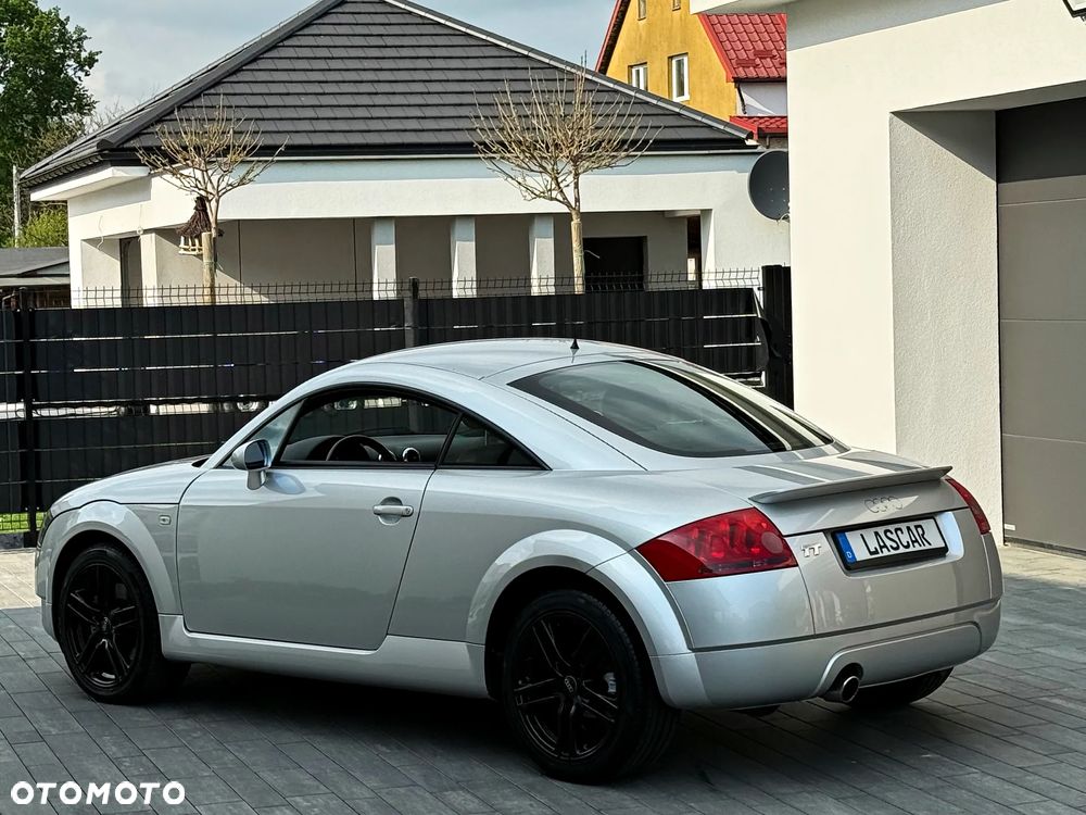Audi TT Coupé - 15