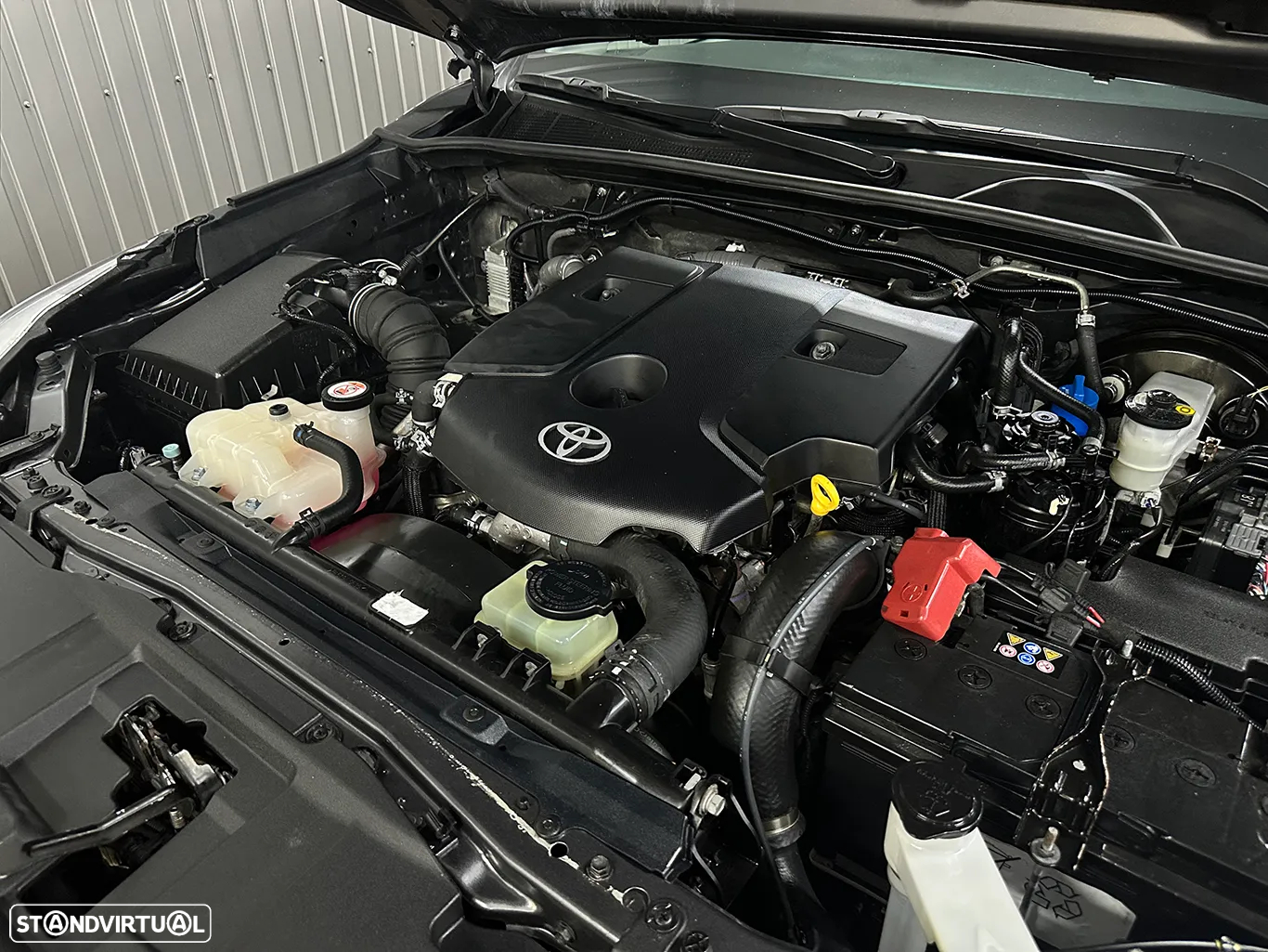 Toyota Hilux 2.4 D-4D 2WD CD Tracker - 51