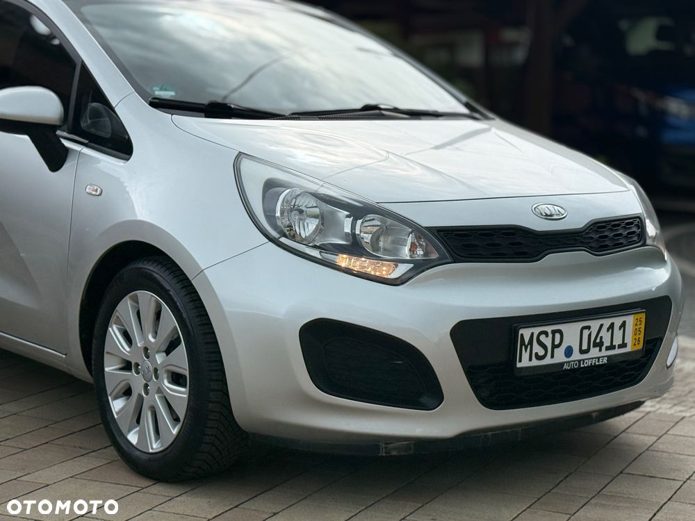 Kia Rio - 6