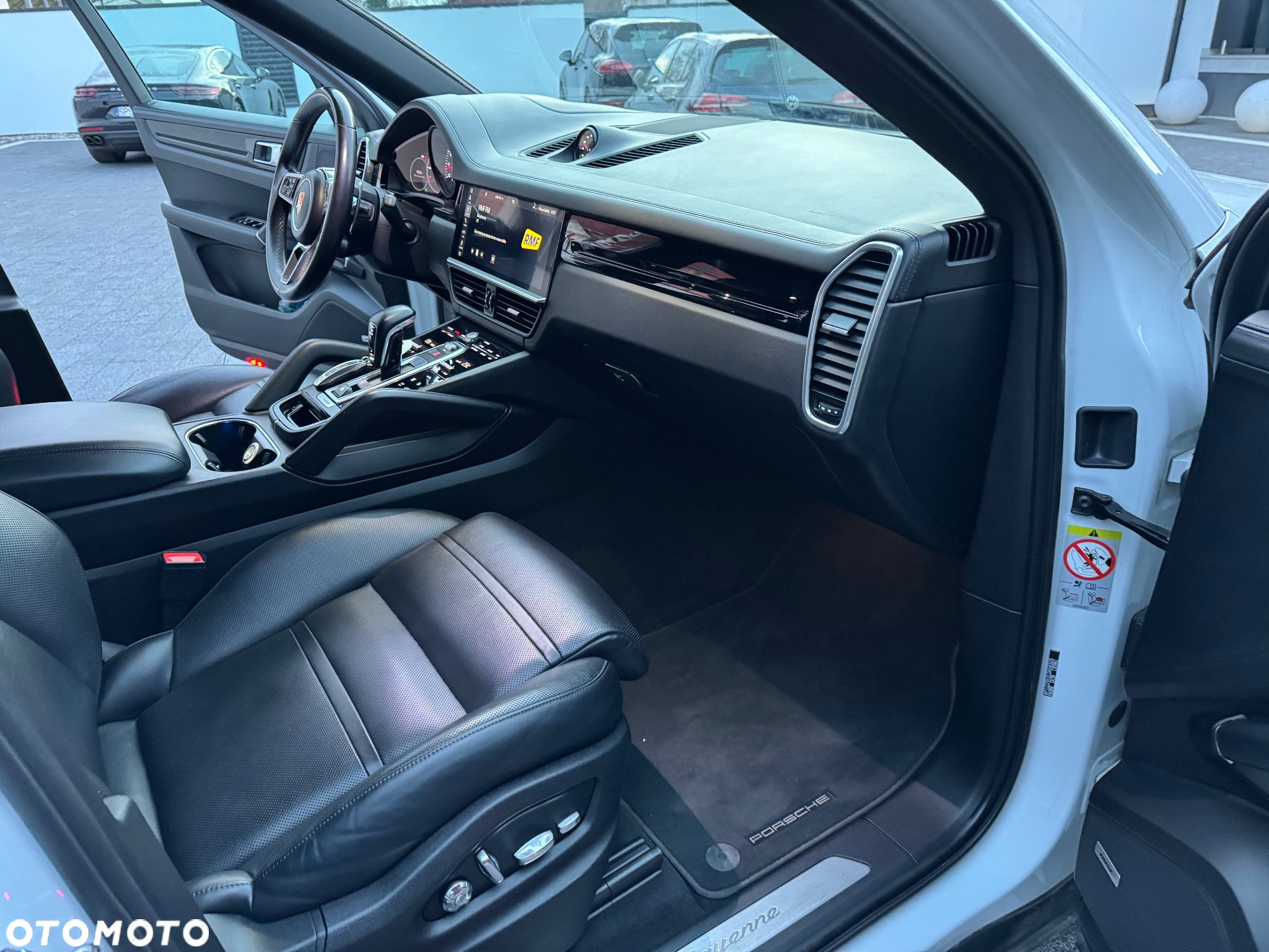 Porsche Cayenne Coupe - 34