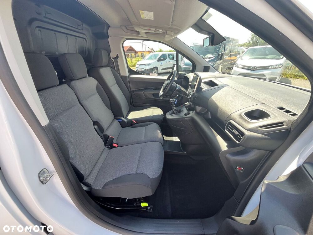 Toyota PROACE CITY - 27
