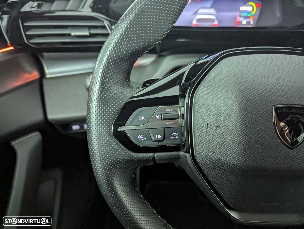 Peugeot 308 1.6 Hybrid GT e-EAT8 - 32