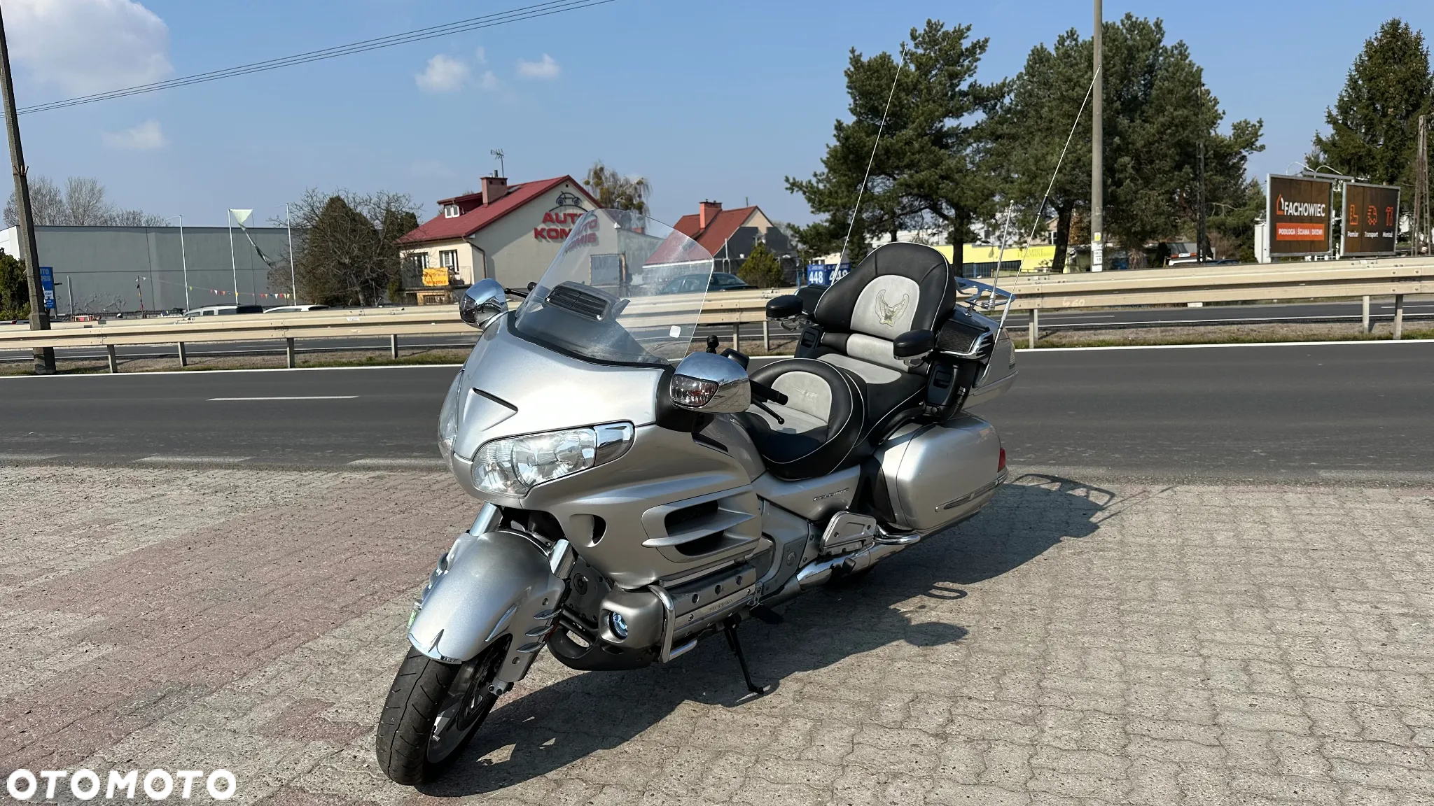 Honda GL - 5
