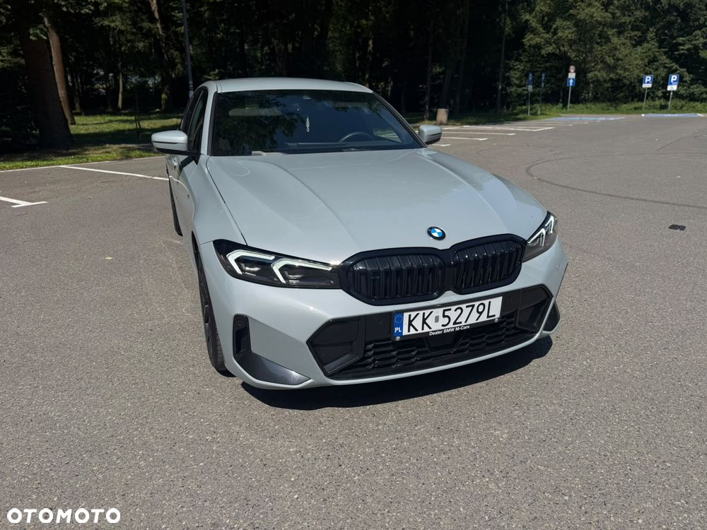 BMW Seria 3 330i xDrive M Sport - 3