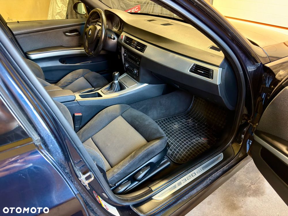 BMW Seria 3 - 28