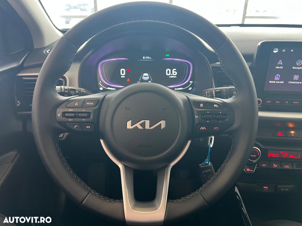 Kia Stonic 1.2 MPI 5MT Urban - 13