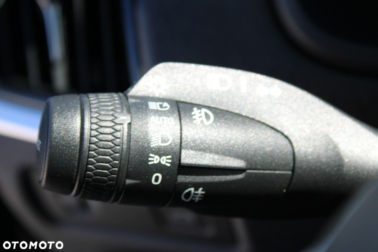 Volvo V90 Cross Country D4 AWD - 22