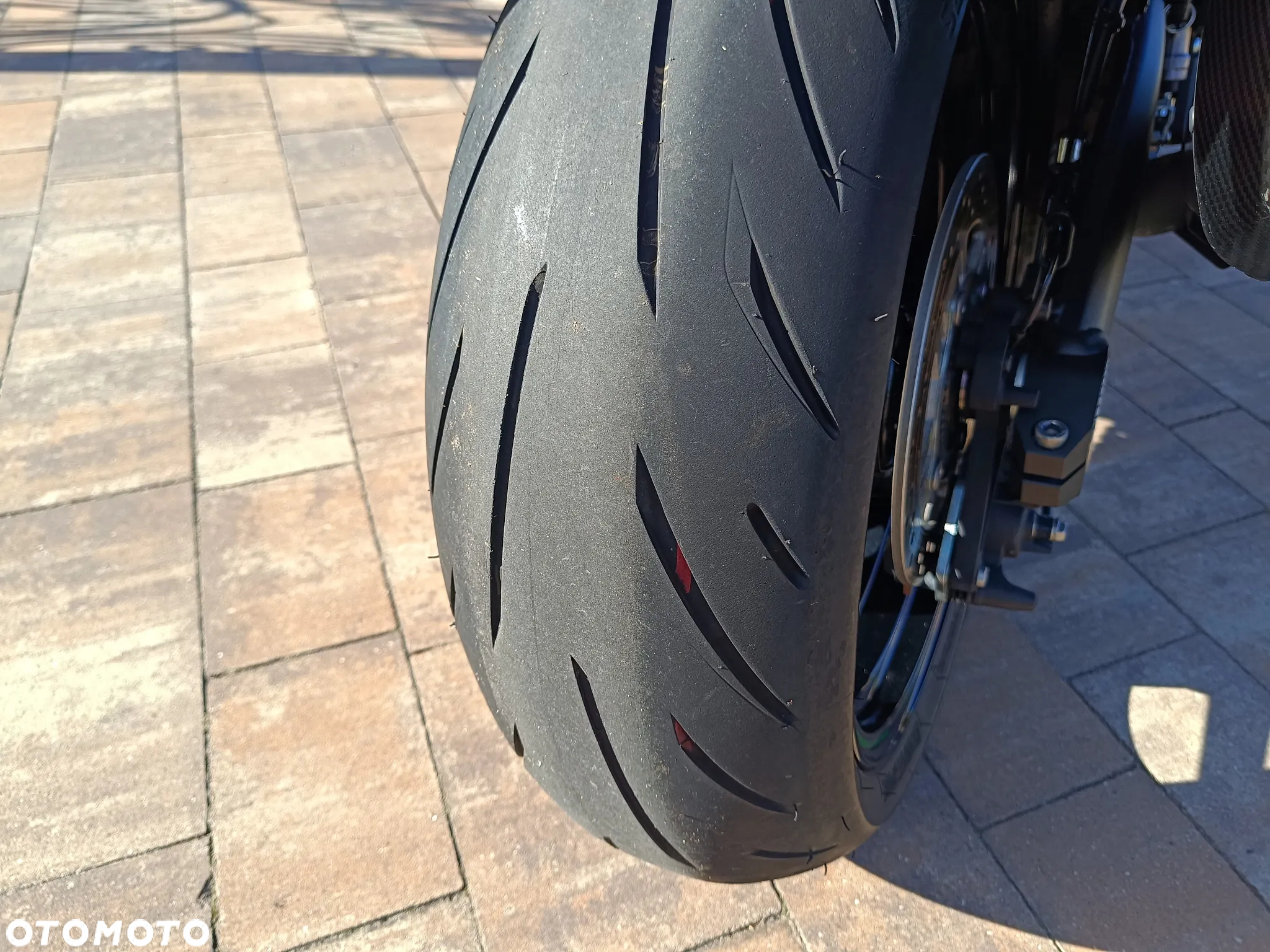 Kawasaki Ninja 1000 SX - 31