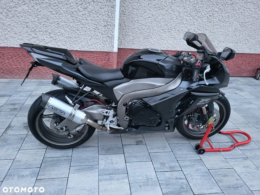 Suzuki GSX 1000 - 3