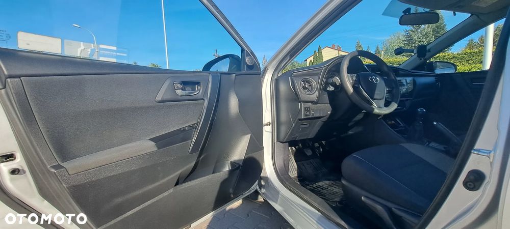 Toyota Auris 1.6 Active - 11