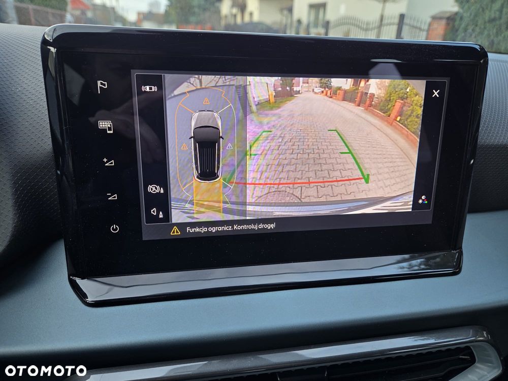 Volkswagen T-Cross - 12