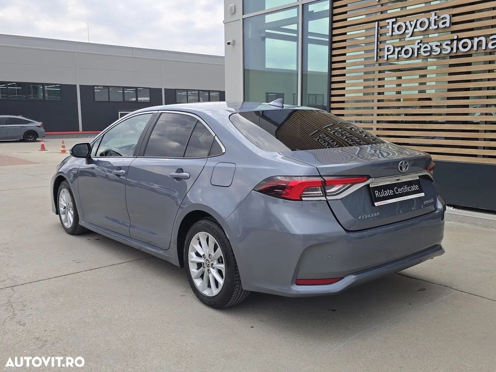 Toyota Corolla - 6