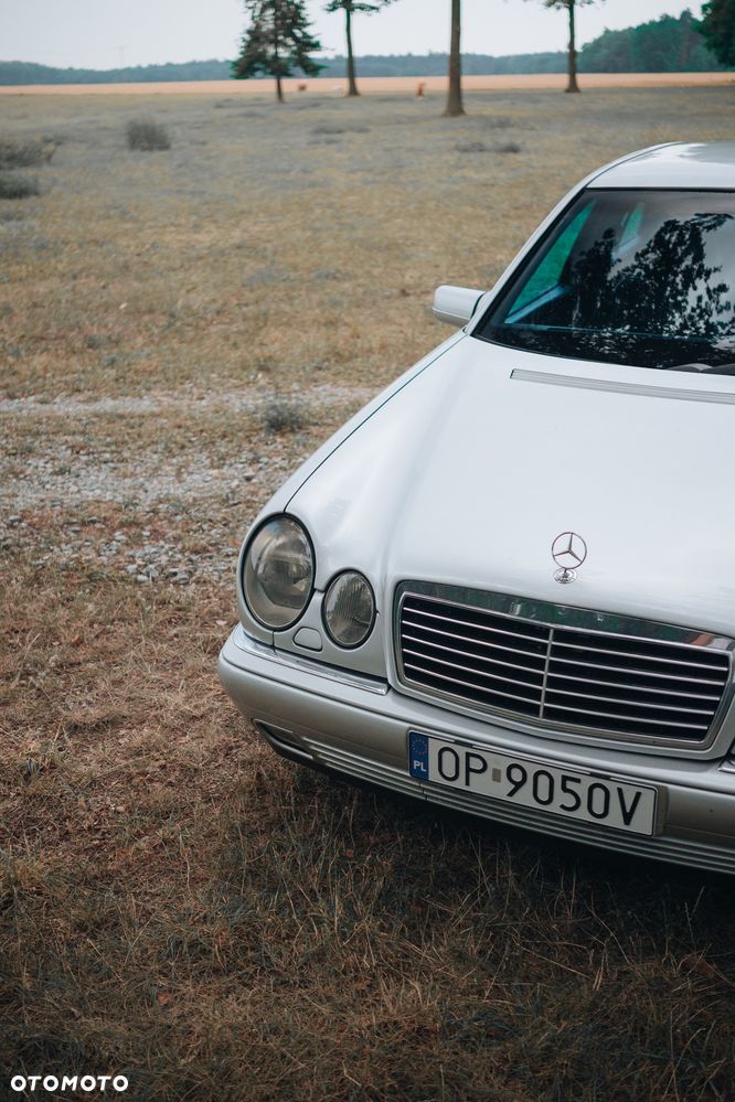 Mercedes-Benz Klasa E - 3
