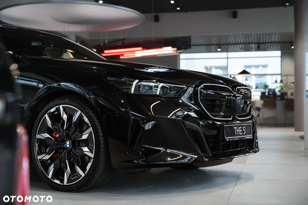 BMW i5 83.9kWh M60 xDrive - 9