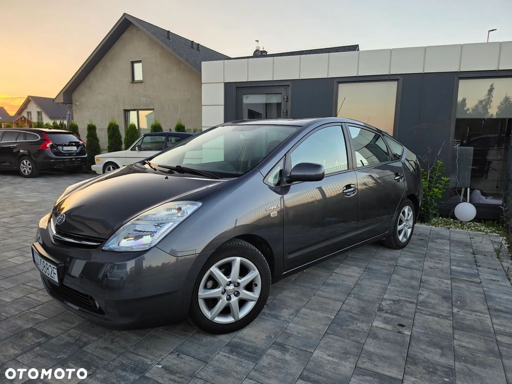 Toyota Prius - 21