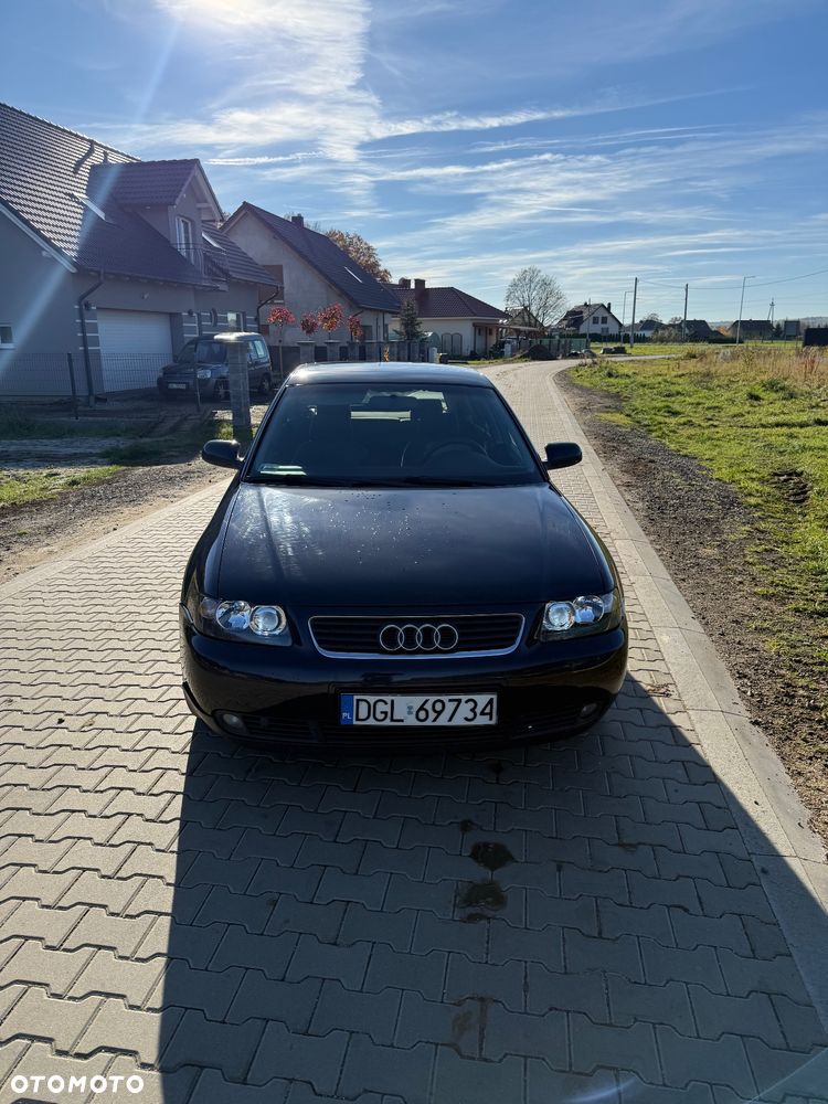 Audi A3 Sportback - 2