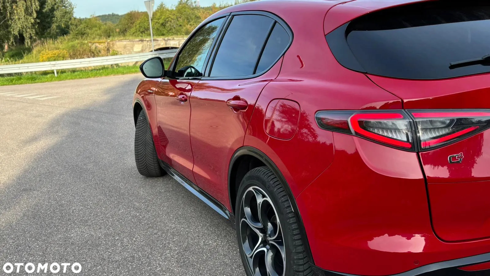 Alfa Romeo Stelvio - 8