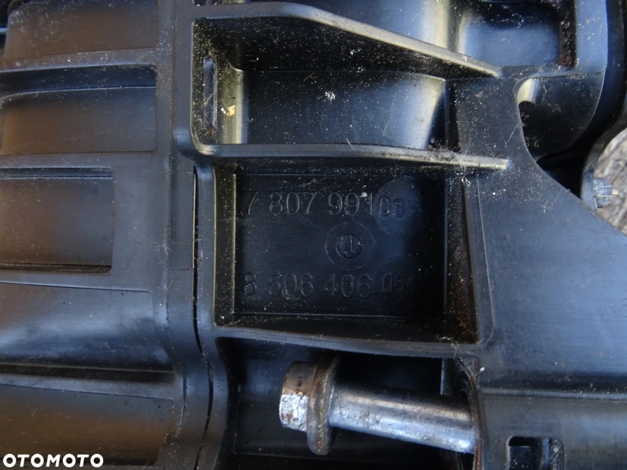 KOLEKTOR SSĄCY KOLANO BMW F10 F30 2.0 D N47 780799106 7810765 - 8