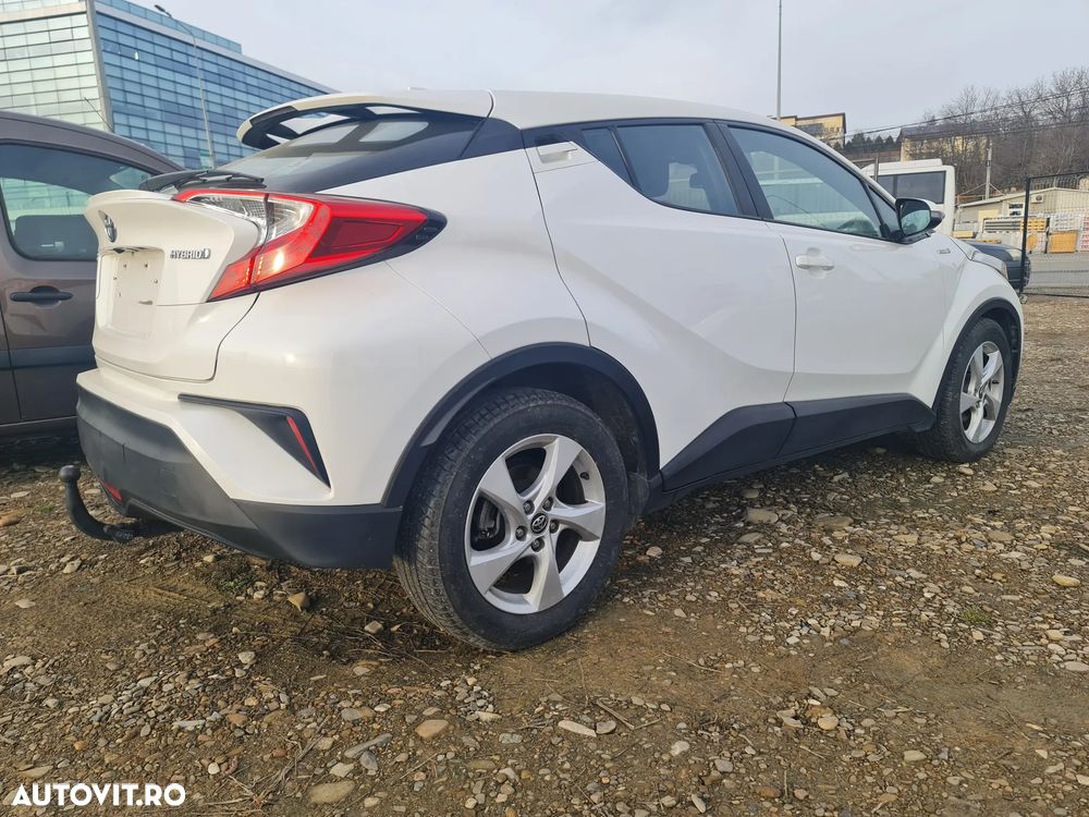 Toyota C-HR Hybrid Business-Edition - 26