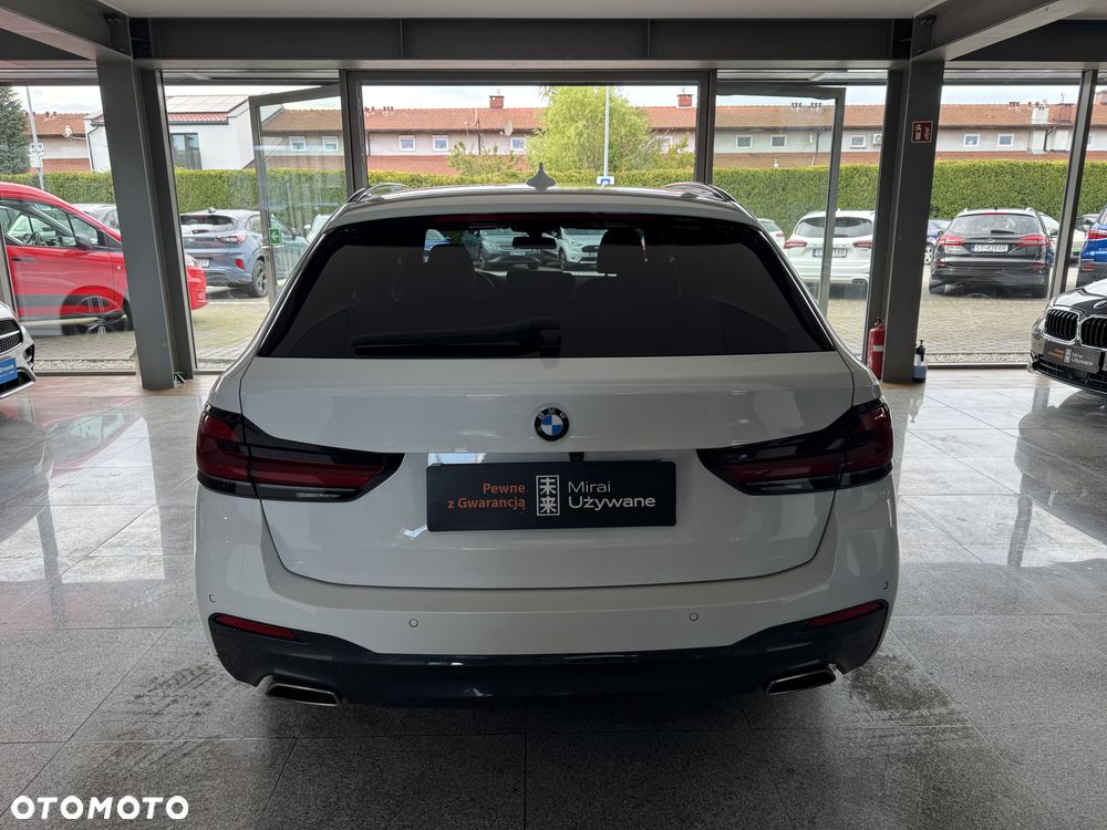 BMW Seria 5 520d xDrive mHEV M Sport sport - 11