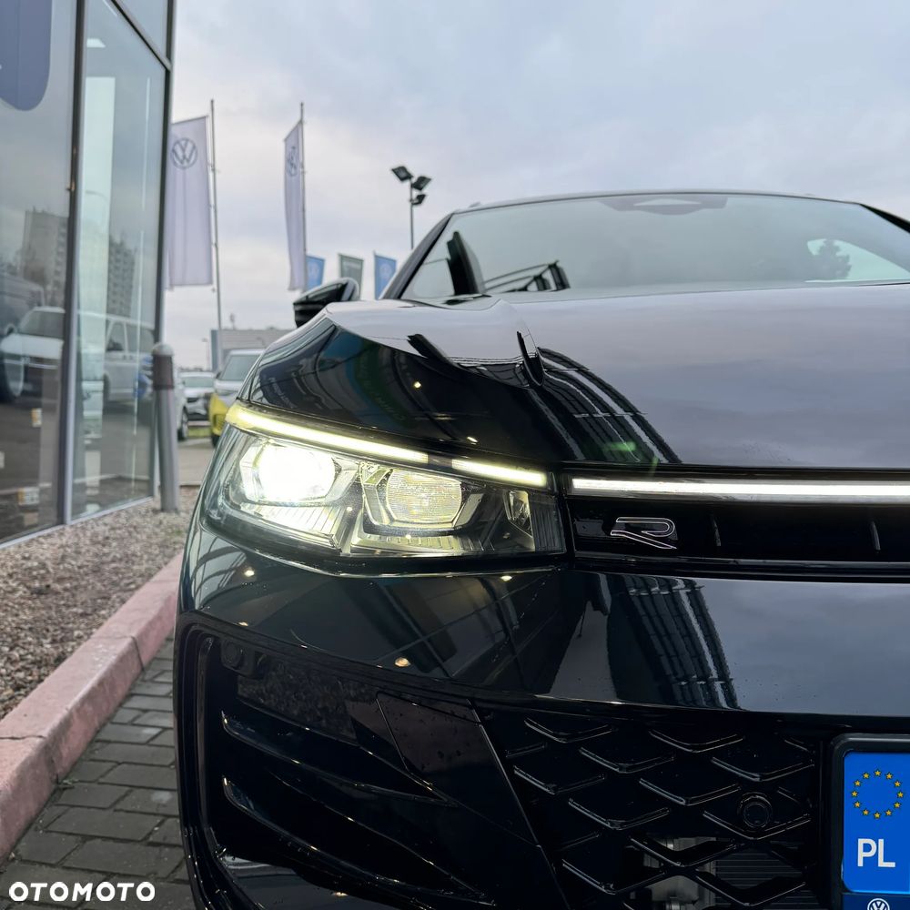 Volkswagen Passat - 14
