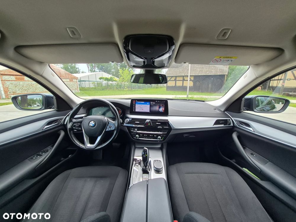 BMW Seria 5 520d xDrive MHEV Business Edition - 12