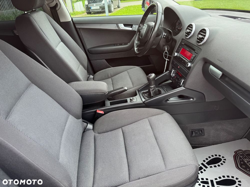 Audi A3 Sportback - 15