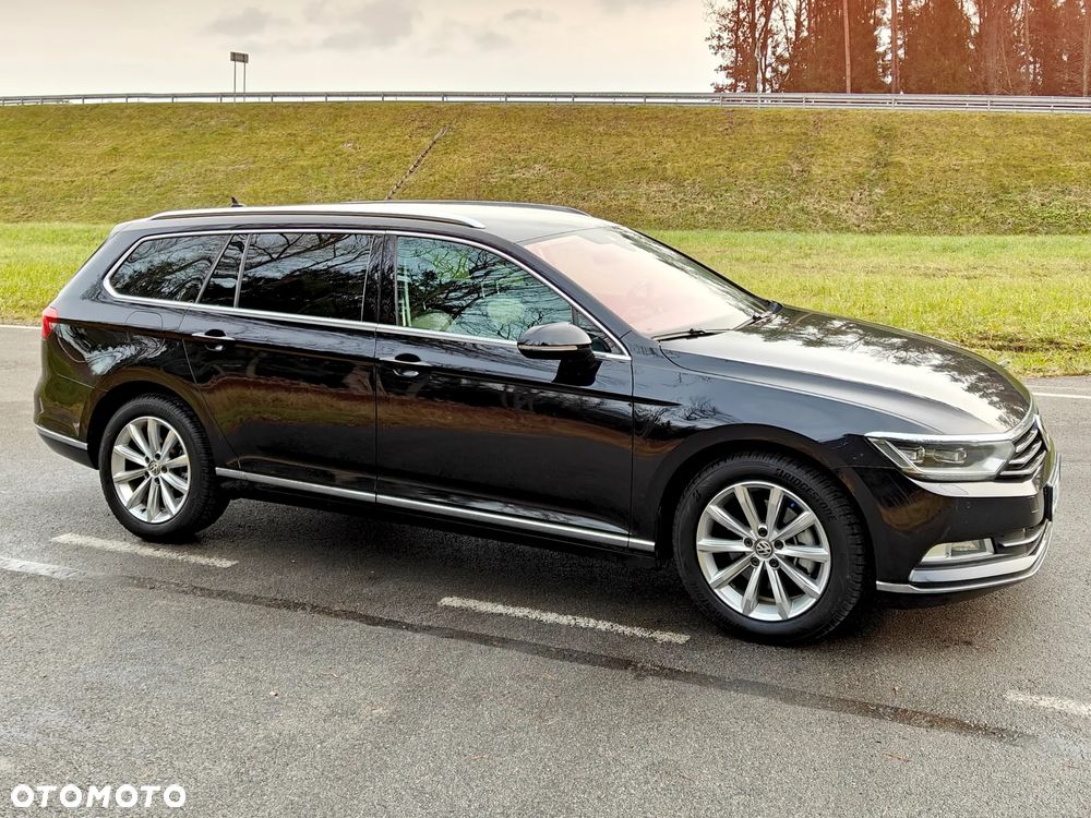 Volkswagen Passat - 12