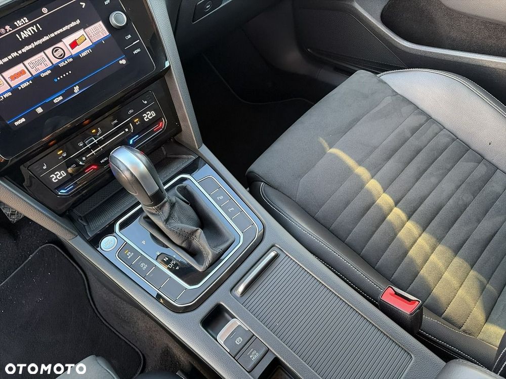 Volkswagen Passat - 23