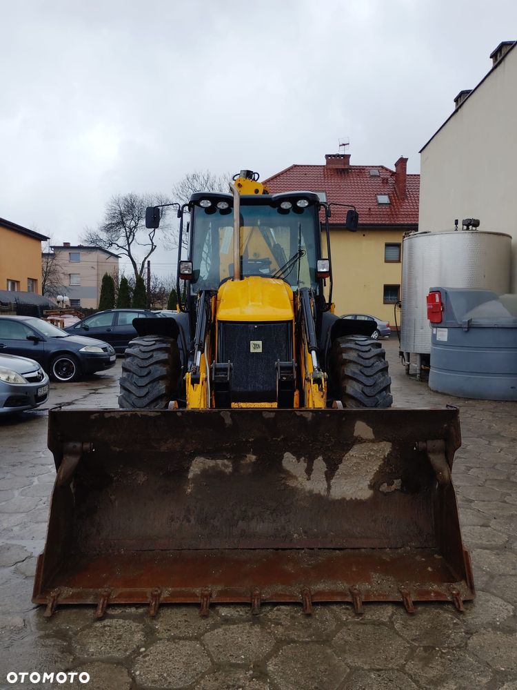 JCB 4CX - 9