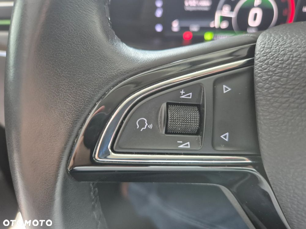 Skoda Superb 2.0 TDI 4x4 L&K DSG - 22