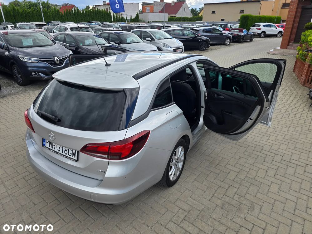 Opel Astra - 36
