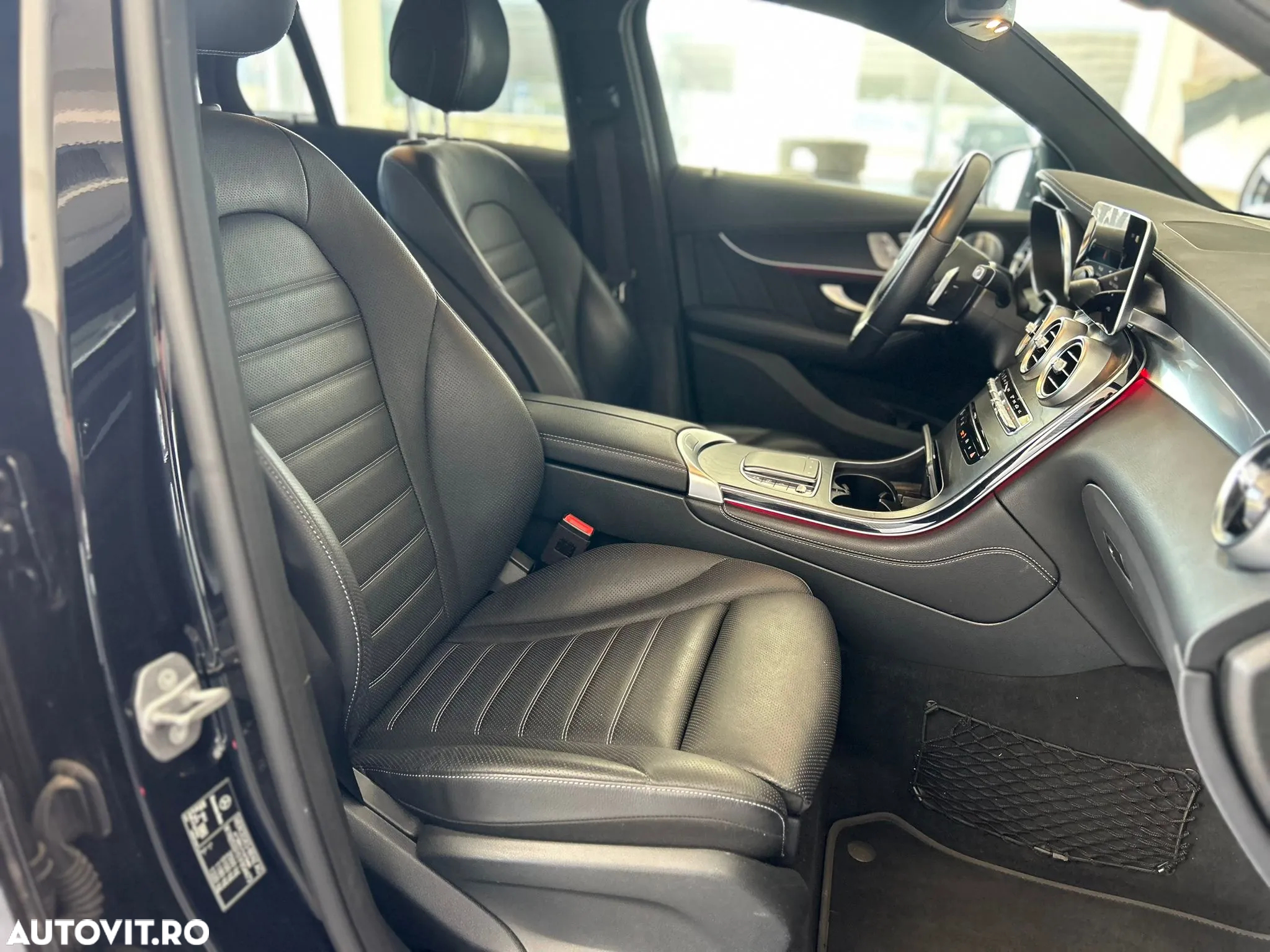 Mercedes-Benz GLC Coupe 220 d 4Matic 9G-TRONIC AMG Line - 15