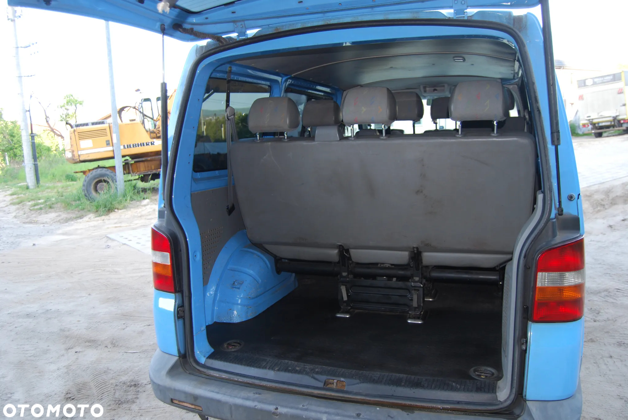 Volkswagen Transporter T5 TDI L1H1 - 11