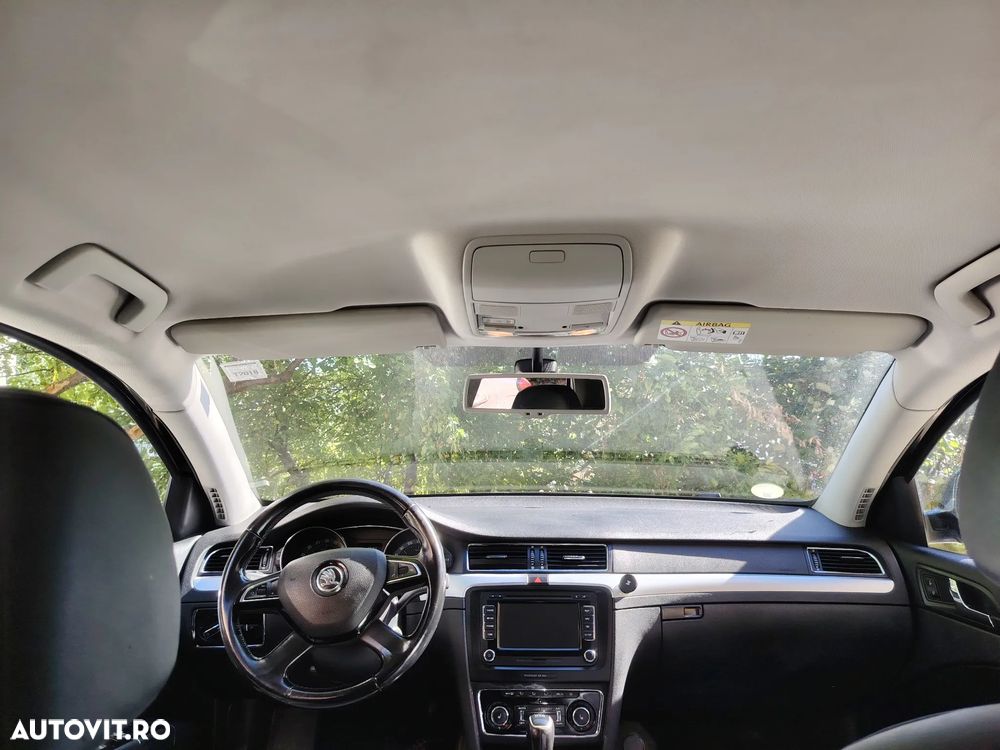 Skoda Superb 2.0 TDI Elegance - 18