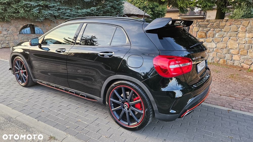 Mercedes-Benz GLA 45 AMG 4Matic 7G-DCT Edition 1 - 3