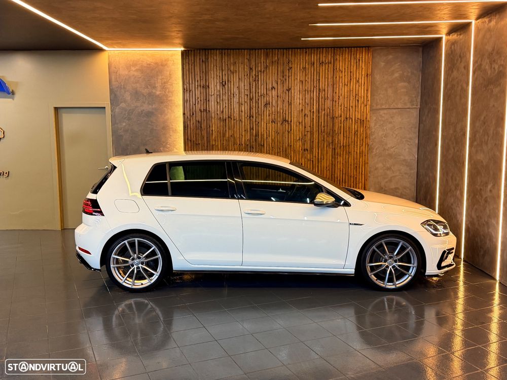 VW Golf R 4Motion (BlueMotion ) DSG - 15