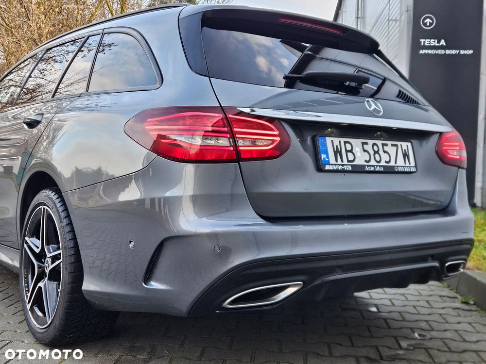 Mercedes-Benz Klasa C 180 9G-TRONIC - 28