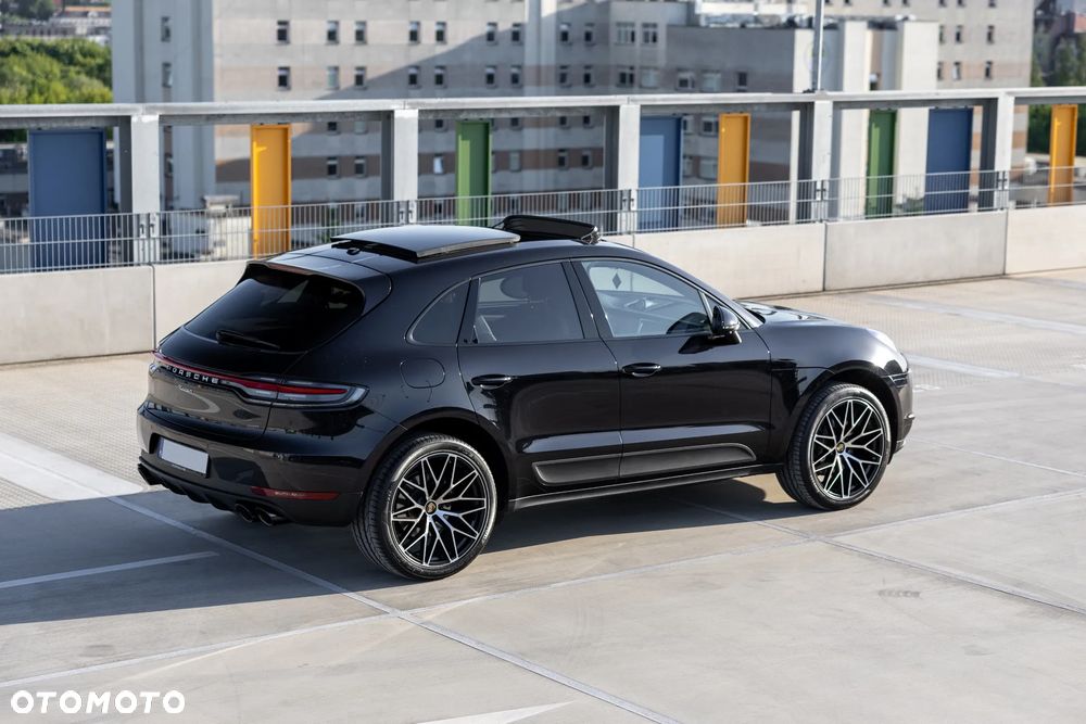Porsche Macan - 1