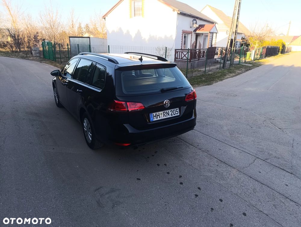 Volkswagen Golf 1.6 TDI BlueMotion Technology Comfortline - 9