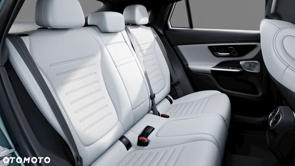 Mercedes-Benz GLC 220 d mHEV 4-Matic AMG Line - 11