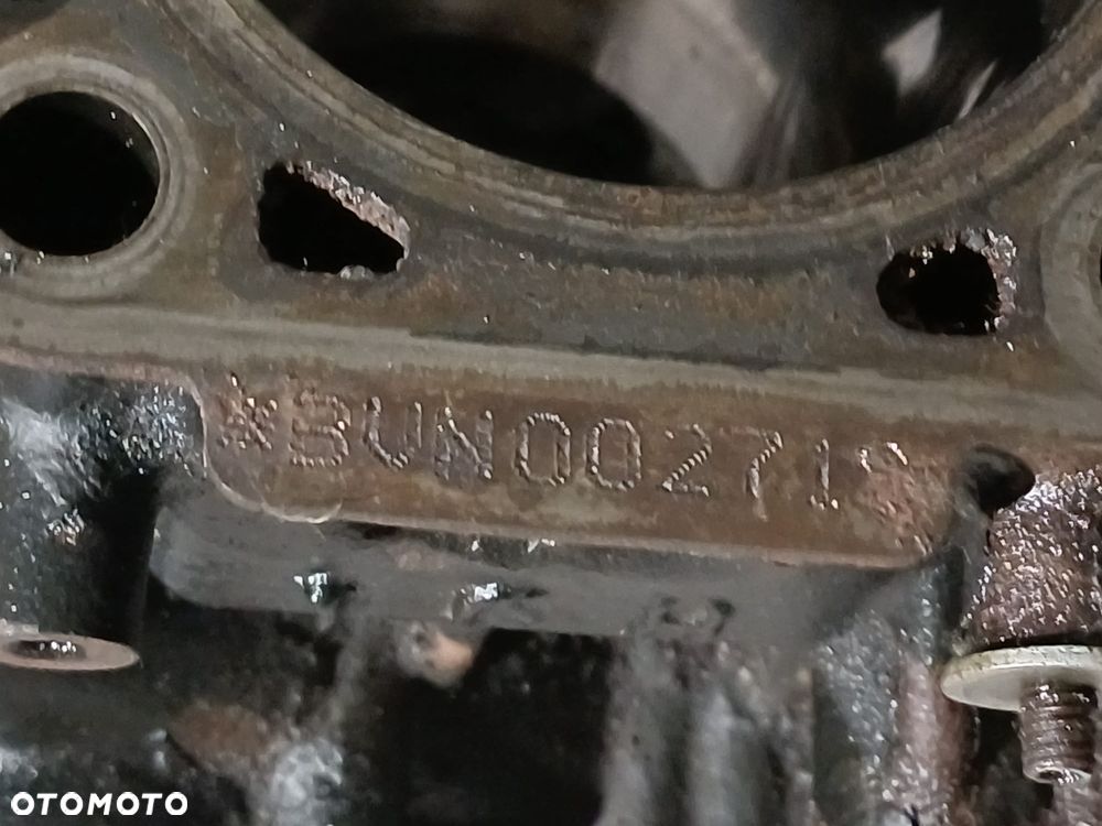 NR 77 Blok Silnika do Audi A8 D3 4,2TDI 057103021AA - 5