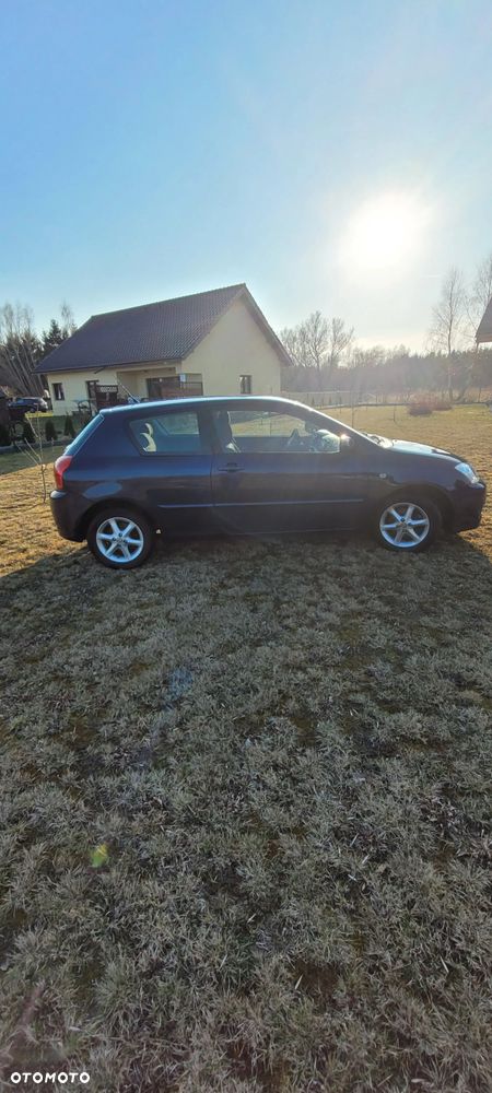 Toyota Corolla 1.4 D-4D Sol - 4