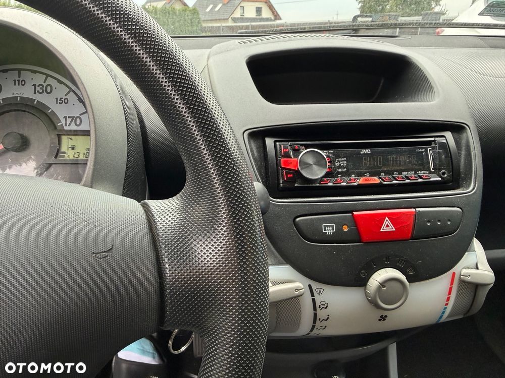 Peugeot 107 - 4