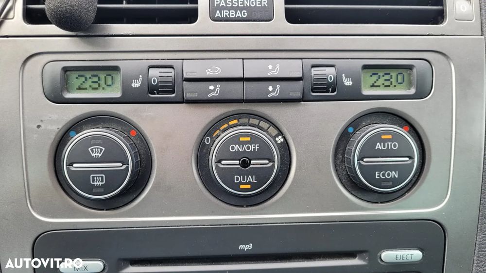 Volkswagen Touran 1.4 TSI Comfortline - 7